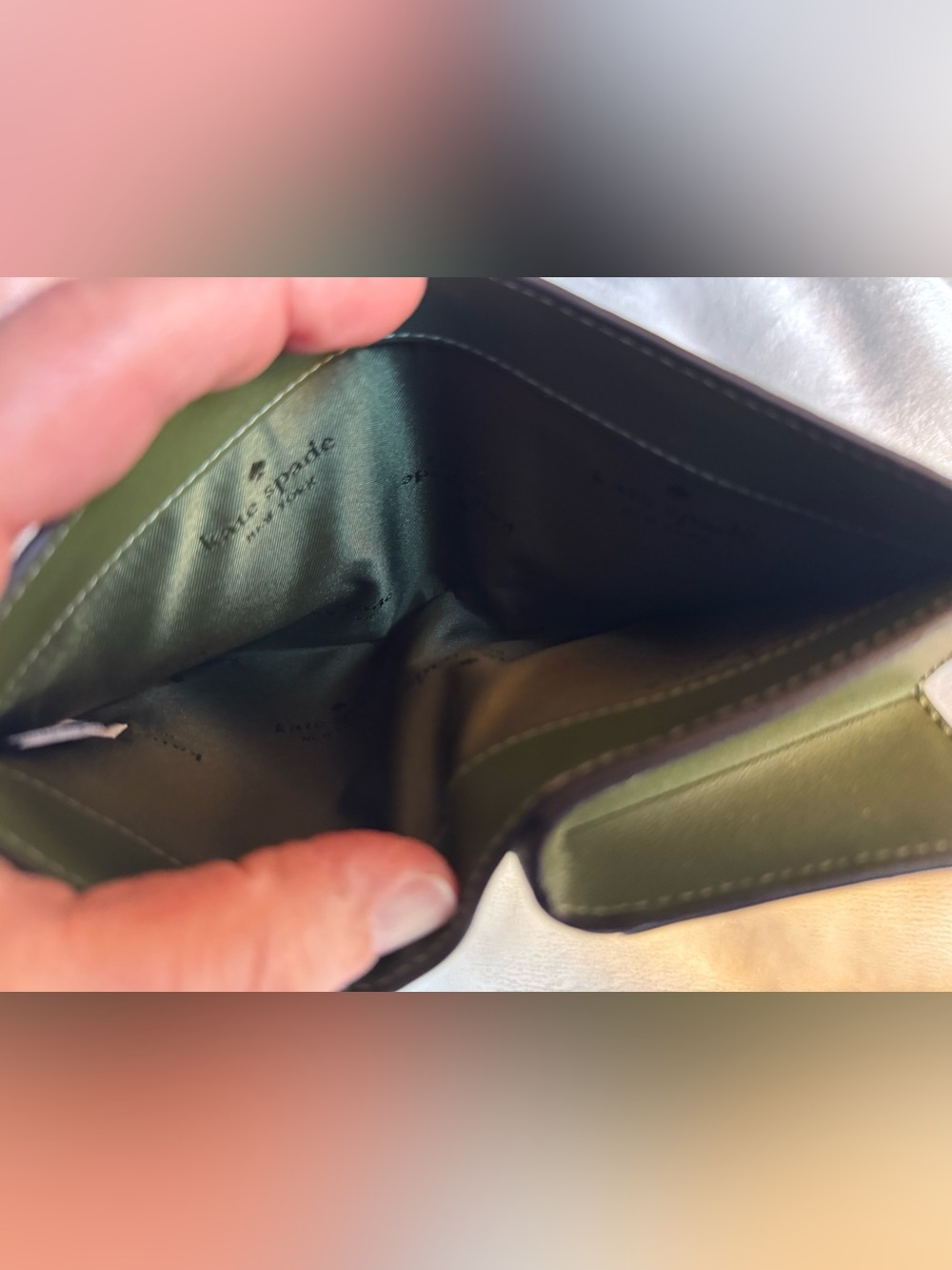 kate spade Enchanted Green Pebbled Leather Bifold Wallet with Gold Logo NWT - Picture 4 of 5